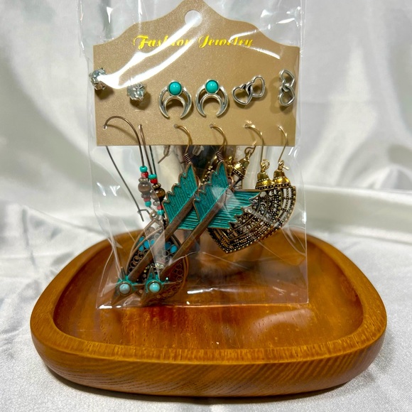 Southwestern Earrings Set - Picture 1 of 4